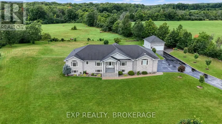 Detached at 3081 LATIMER ROAD, Frontenac