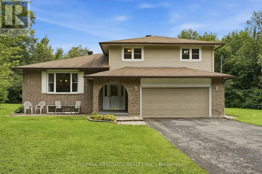 Detached at 1000 MILBURN CRESCENT, Ottawa