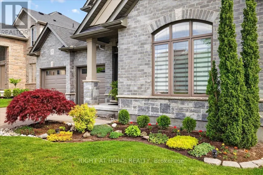 Detached at 717 JACKPINE WAY, London North