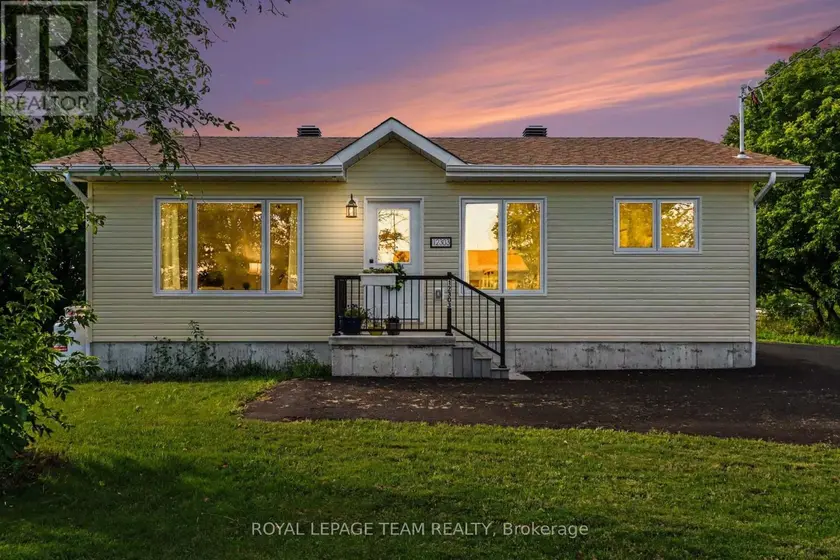 Detached at 12303 COUNTY 5 ROAD, North Dundas