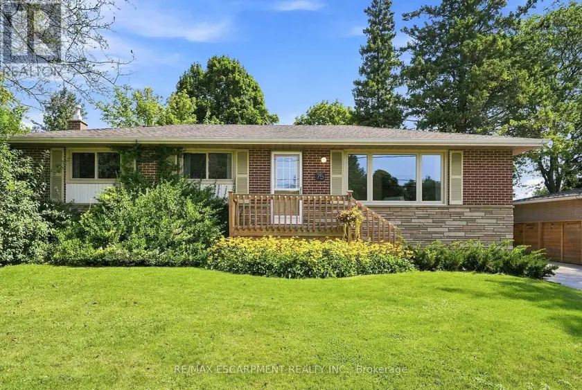 Detached at 75 FLAMBORO STREET, Hamilton