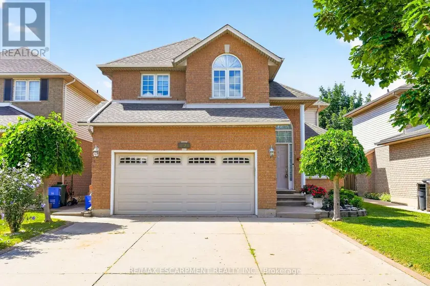 Detached at 42 HILLGARDEN DRIVE, Hamilton