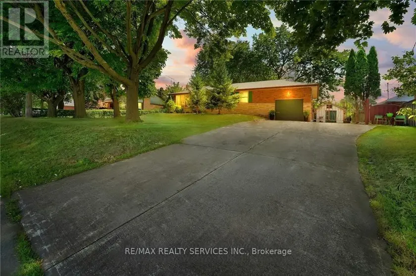 Detached at 68 RYMAL ROAD E, Hamilton