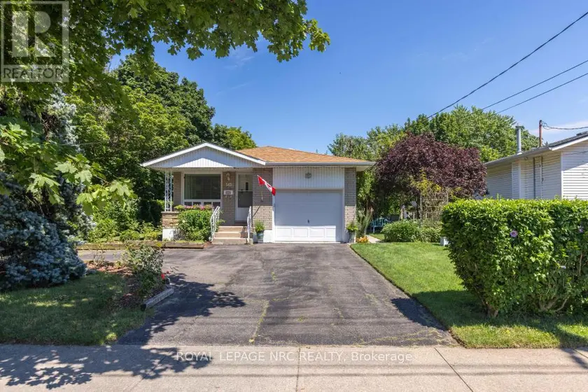 Detached at 542 LAKE STREET, St. Catharines