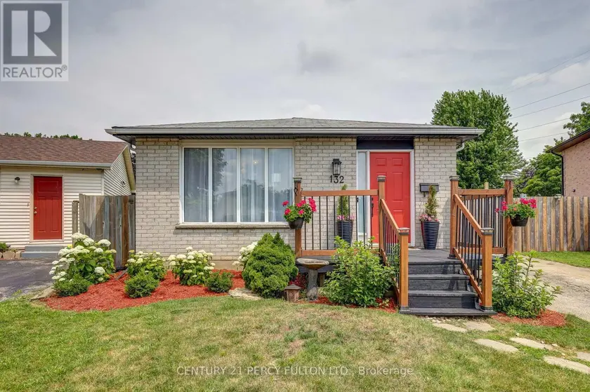 Detached at 132 SUNDRIDGE CRESCENT, London South