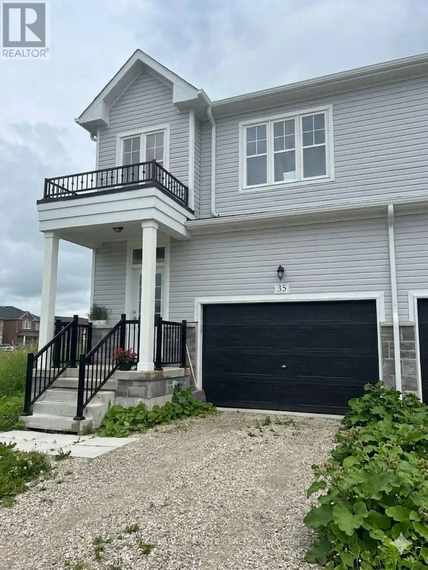Townhouse at 35 MIDDLETON STREET, Southgate