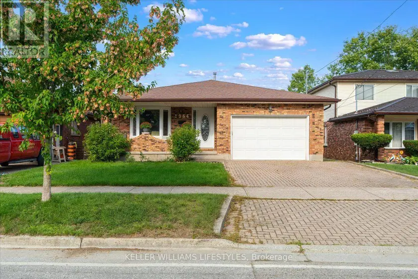 Detached at 1364 WEBSTER STREET, London East