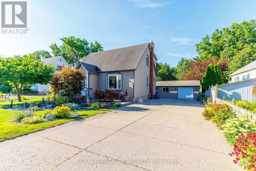 Detached at 7 PHILPARK ROAD, St. Catharines