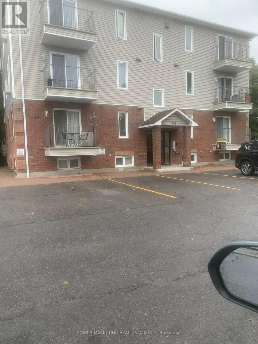 Apartment at 100 - 902 NOTRE DAME STREET, Russell