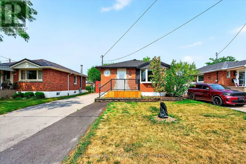 Detached at UPPER - 312 EAST 45TH STREET, Hamilton