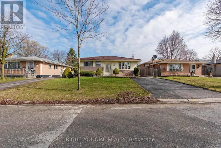 Detached at 69 ALAYNE CRESCENT, London South