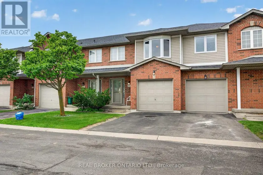 Townhouse at 77 - 800 PARAMOUNT DRIVE, Hamilton