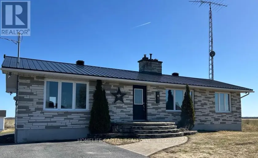 Detached at 1091 COUNTY RD 15 ROAD, Alfred and Plantagenet