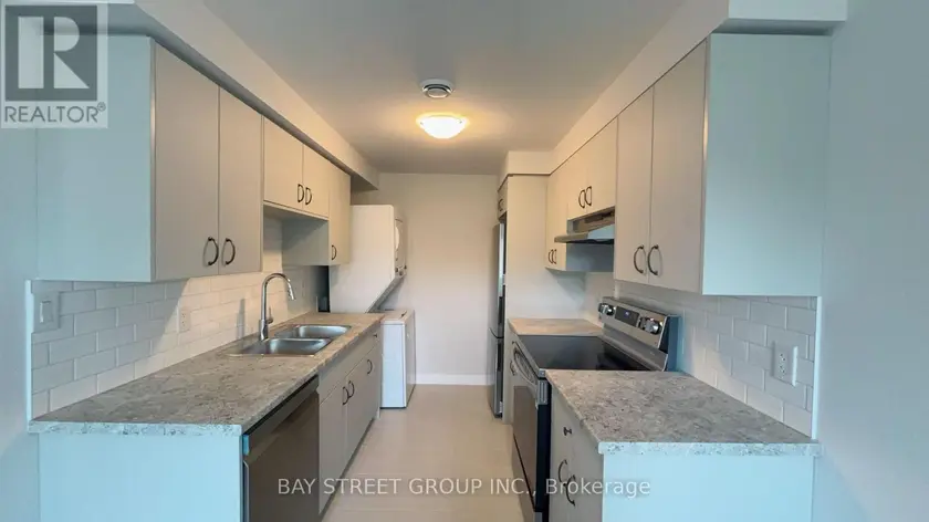 Detached at LOWER - 75 HILLCREST ROAD, Port Colborne