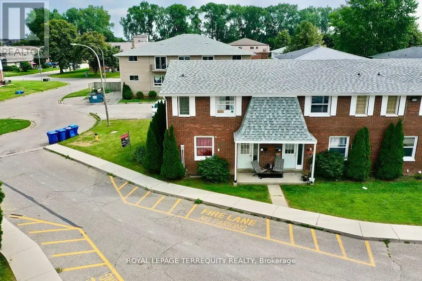 Townhouse at 10 ORCHARD PLACE, Chatham-Kent