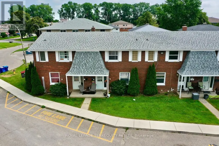 Townhouse at 12 ORCHARD PLACE, Chatham-Kent