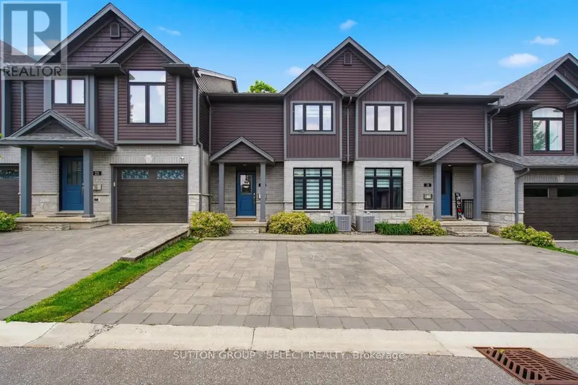 Townhouse at 21 - 1110 MEADOWLARK RIDGE, London South
