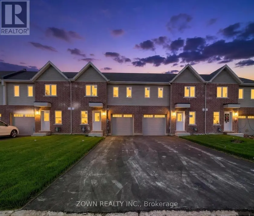 Townhouse at 366 CHAFFEY STREET, Welland