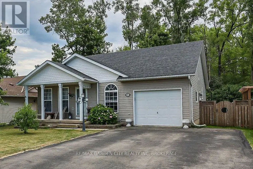 Detached at 11 ROCHELLE CRESCENT, Fort Erie