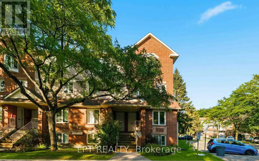 Townhouse at B - 6722 JEANNE D'ARC BOULEVARD N, Ottawa