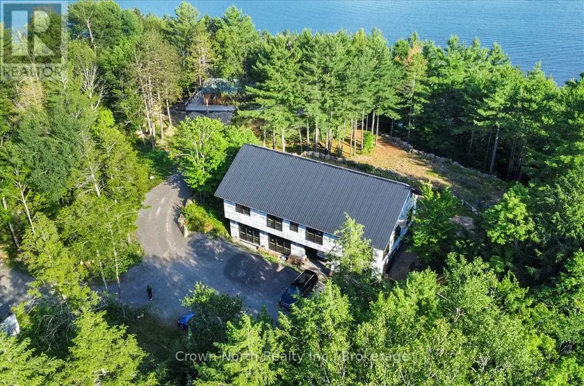 Detached at 111 & 119 GAZELLE TRAIL, North Kawartha