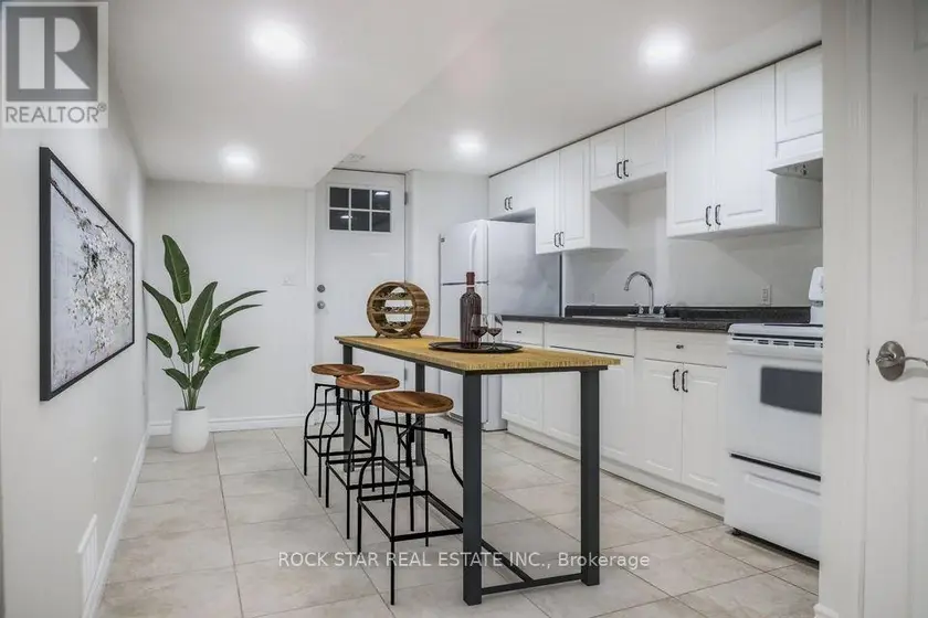 Detached at Unit Lower