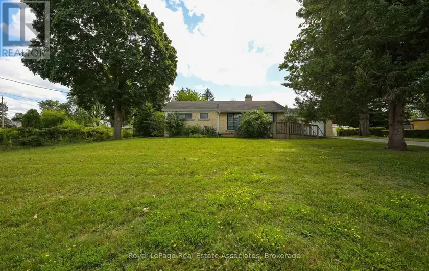 Detached at 27 ROTHSAY AVENUE, Kitchener
