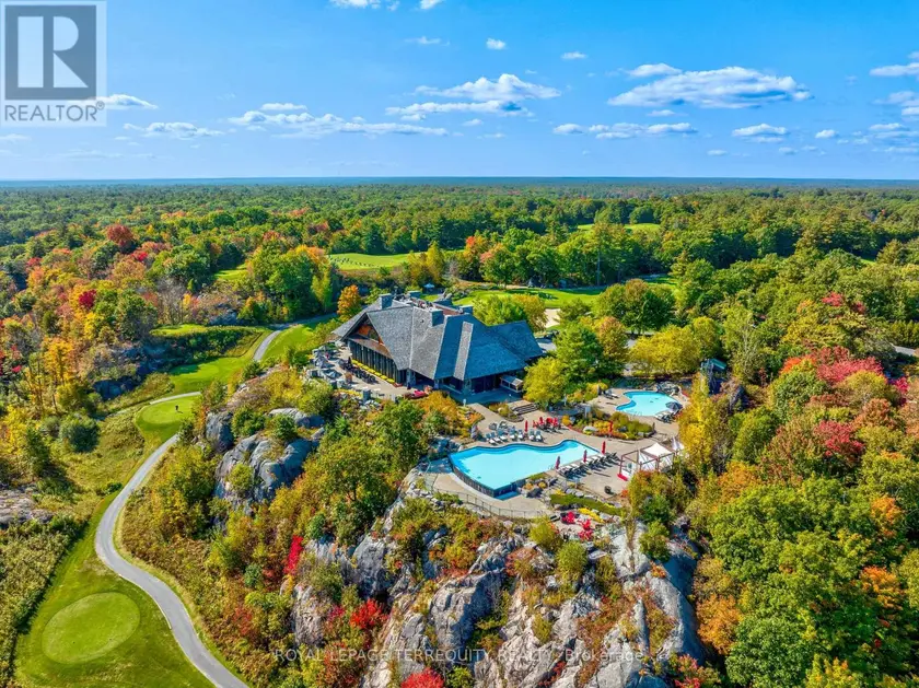 Apartment at 309 - 100 CARRICK TRAIL, Gravenhurst)
