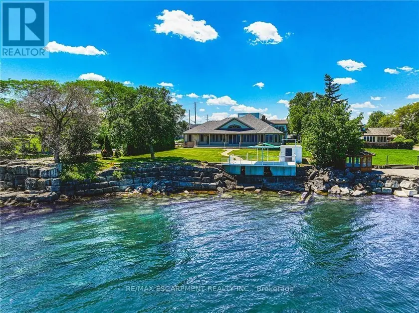 Detached at 511 GLOVER ROAD, Hamilton
