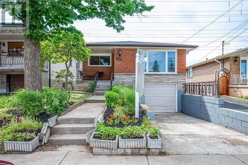 Detached at BSMT - 49 SELKIRK AVENUE, Hamilton