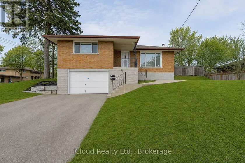 Detached at 28 HOFFMAN STREET, Kitchener