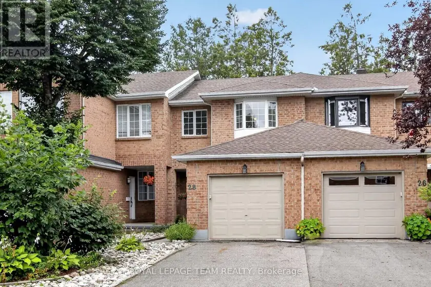 Townhouse at 28 COHEN AVENUE, Ottawa