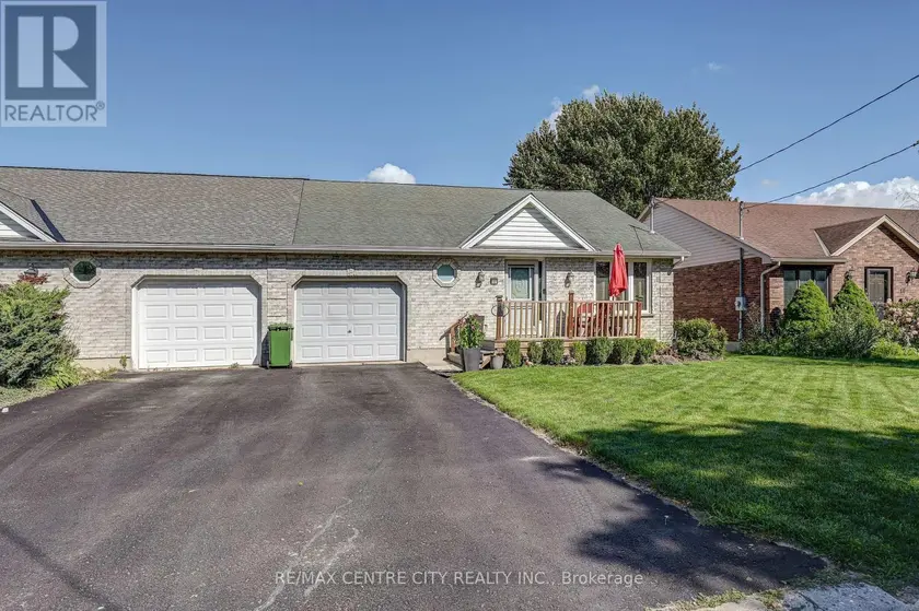 Semi-Detached/Link at 12 SECOND AVENUE, St. Thomas
