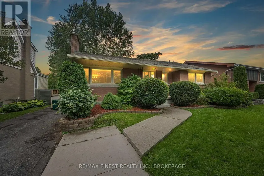 Detached at 140 LIDDELL CRESCENT, Kingston