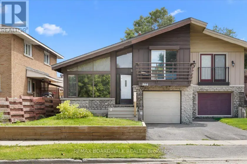 Semi-Detached/Link at 1864 LENESTER AVENUE W, Ottawa