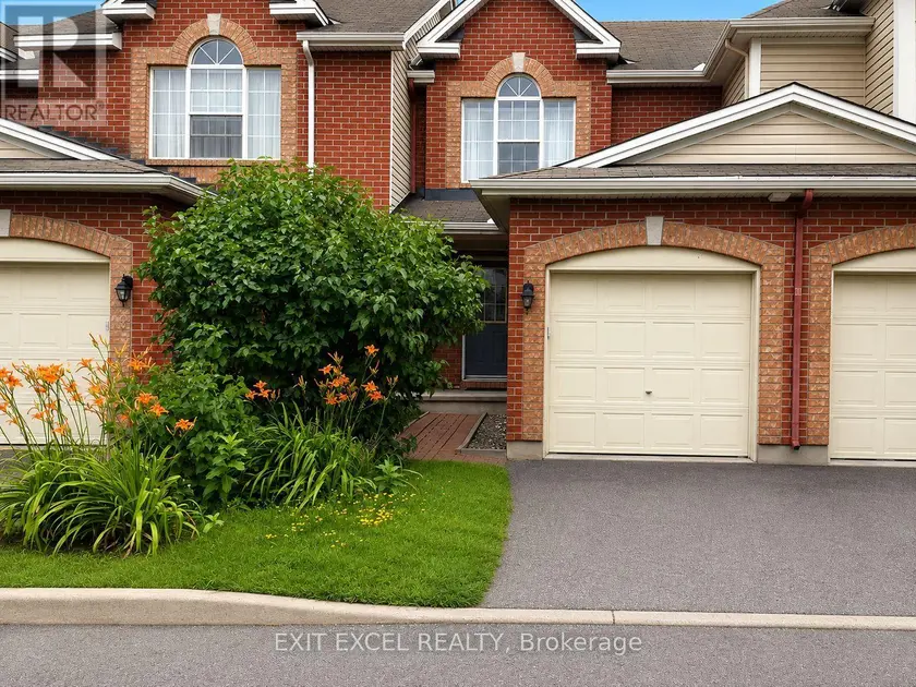 Townhouse at 17 HEARTLEAF PRIVATE, Ottawa