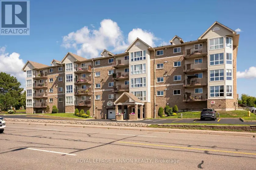 Apartment at 208-620 RED RIVER RD, Thunder Bay