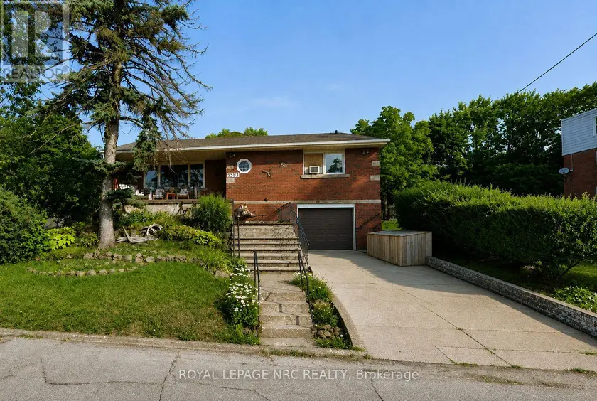 Multiplex at A - 5583 ONTARIO AVENUE, Niagara Falls