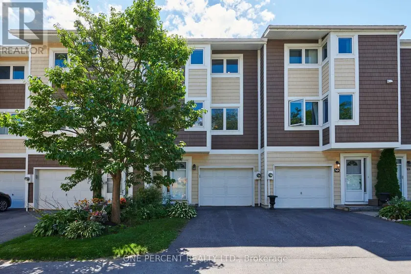Townhouse at 350 STOWE COURT, Ottawa