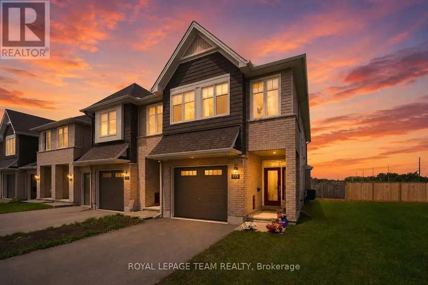 Townhouse at 715 MAVERICK CRESCENT, Ottawa