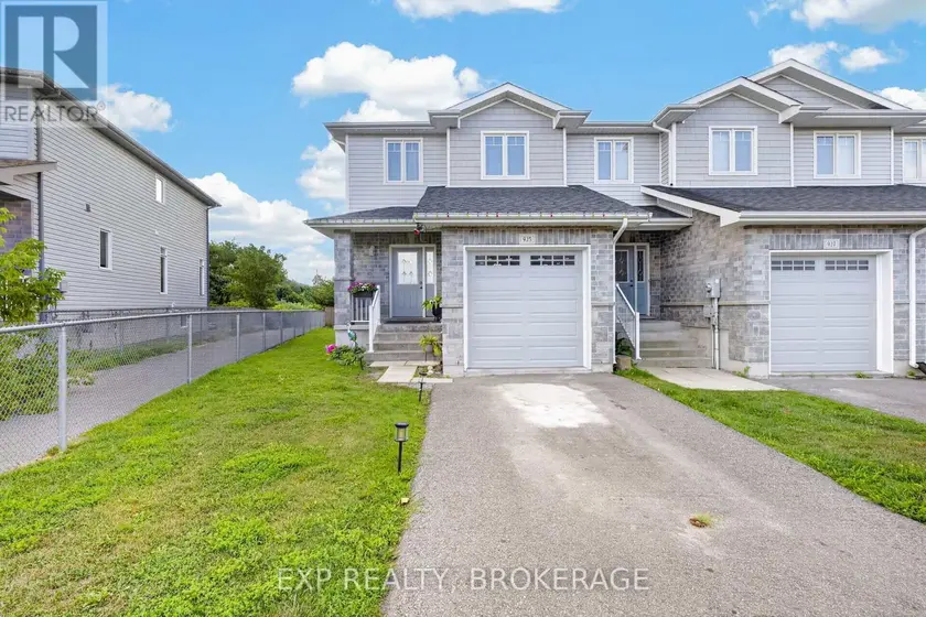 Townhouse at 925 BLOSSOM STREET, Kingston