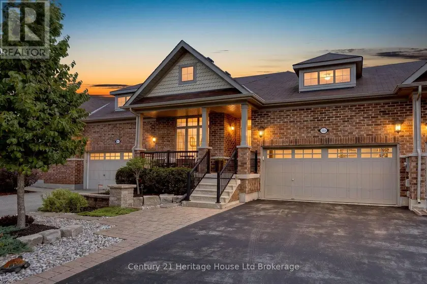 Townhouse at 528 BALDWIN CRESCENT, Woodstock