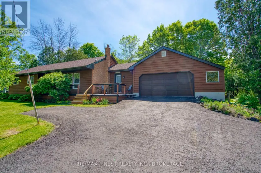 Detached at 5895 DAVEY DRIVE, Frontenac