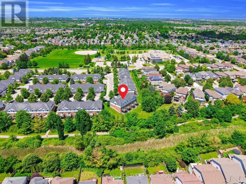 Townhouse at 15 - 151 CLAIRFIELDS DRIVE E, Guelph