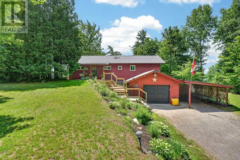 Detached at 1067 ISLAND VIEW LANE E, Frontenac