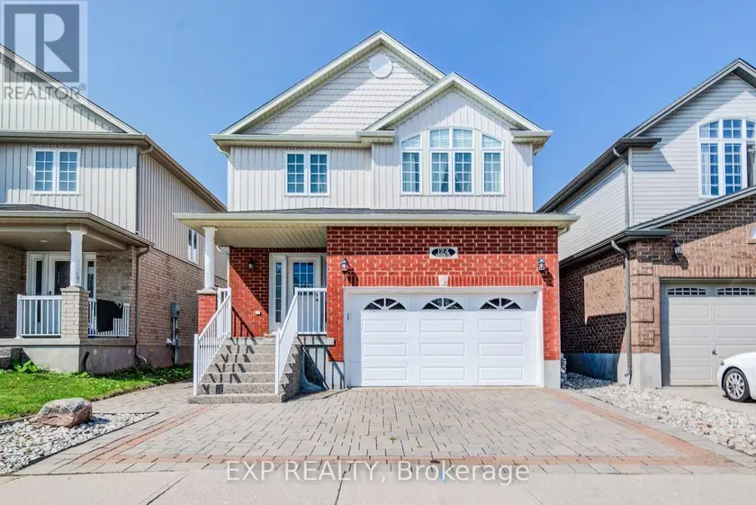 Detached at 124 UDVARI CRESCENT, Kitchener