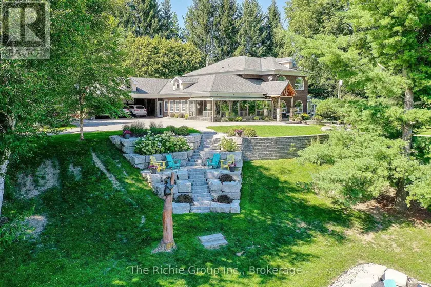 Detached at 994030 MONO ADJALA TOWN LINE, Mono