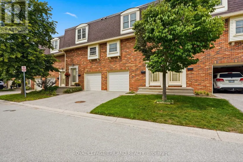 Townhouse at 84 - 900 POND VIEW ROAD, London South