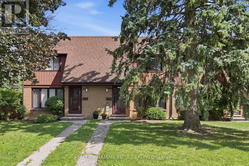 Townhouse at 25 FLINT DRIVE, Kitchener