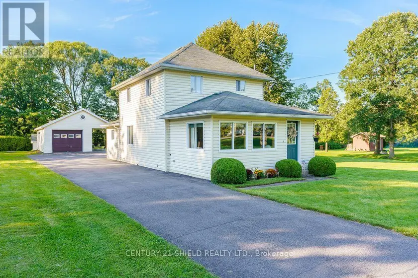Detached at 17245 COUNTY RD 18 ROAD, South Stormont